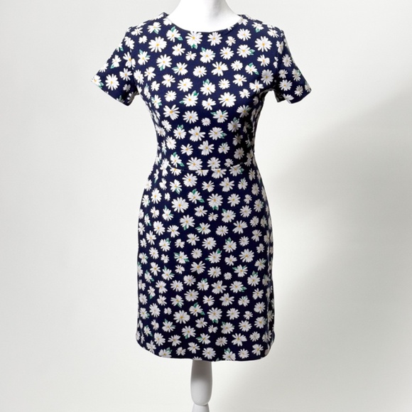 Old Navy Daisy Print Mini Dress – Size XS – Floral, Flattering & Effortless 🌼🖤 - Picture 1 of 14